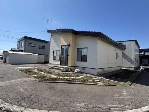 Hokkaido Asahikawa City 2-Bedroom Property (2)