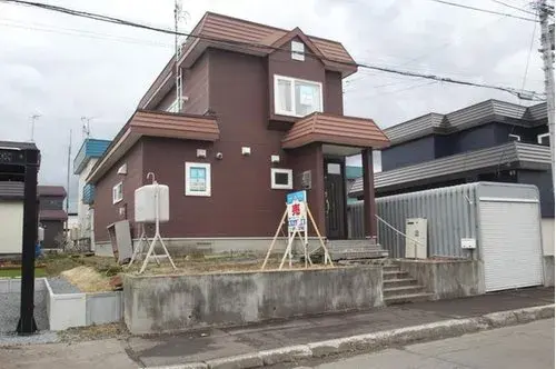 Akiya in Ebetsu