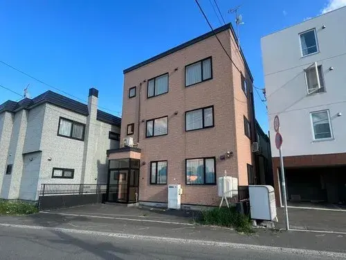 Akiya in 札幌市