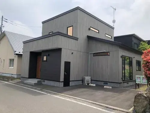 Akiya in Tomakomai
