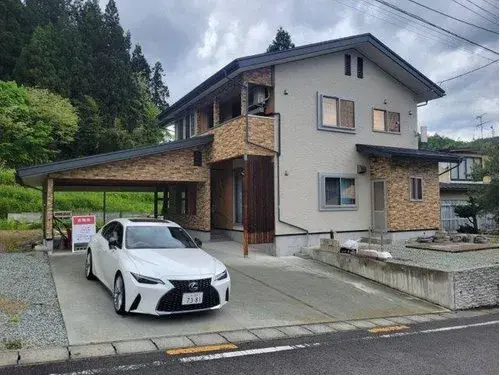 Akiya in Sagae