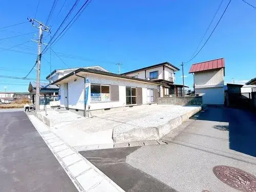 Akiya in Sagae