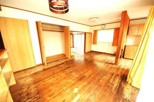 LDK 18+ Propiedad Pueblo de Sugito Prefectura de Saitama (2)