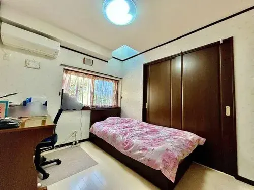 2-Story House, Koganei City, Tokyo (4)