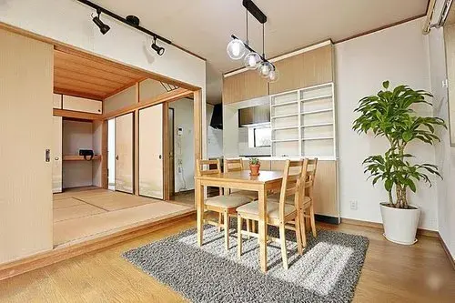 Two-Story Home with Ample Storage, Higashiyamato City, Tokyo (4)