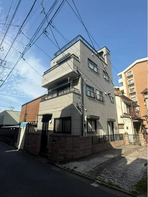 Akiya in Adachi Ward