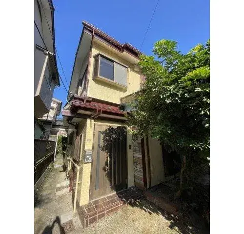 Akiya in Yokosuka