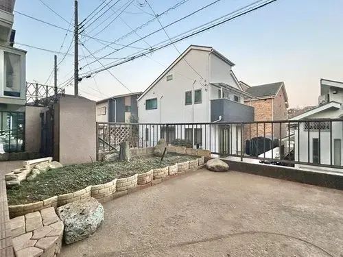 Akiya in Yokohama