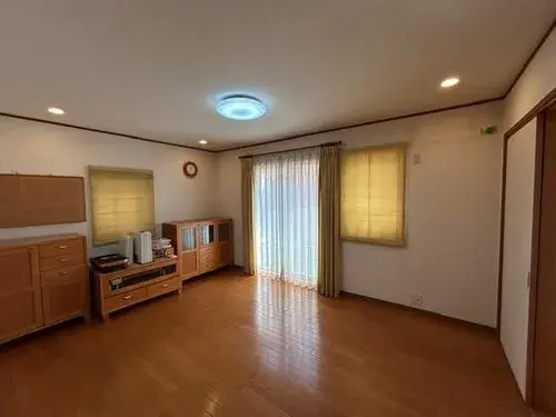 Kanagawa Prefecture Hiratsuka City 2-Story Property (3)