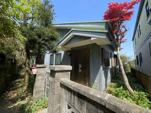 Akiya in Yokosuka