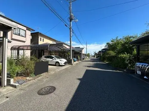 Akiya in Tsubame