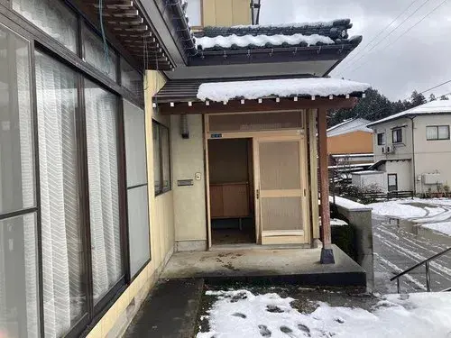 Akiya in Kamo