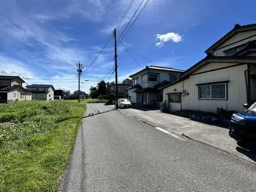 Akiya in 鱼津市