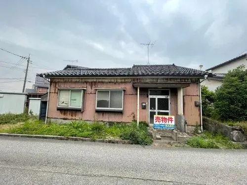 Akiya in 魚津市