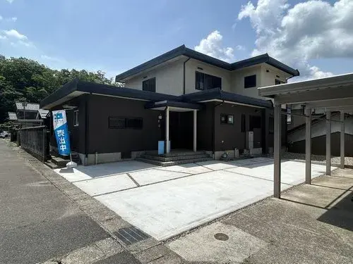 Akiya in Tsuruga