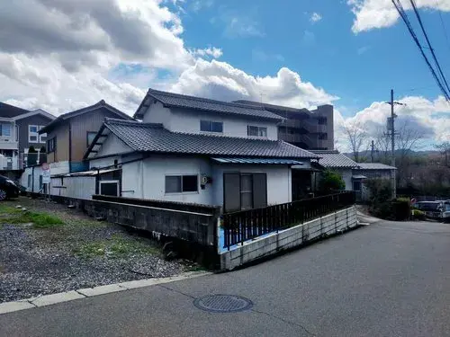 Akiya in Tajimi