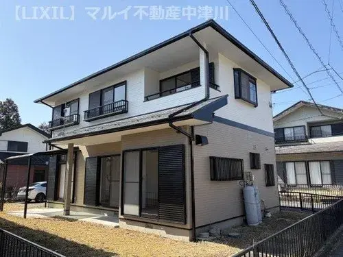 Akiya in Ena
