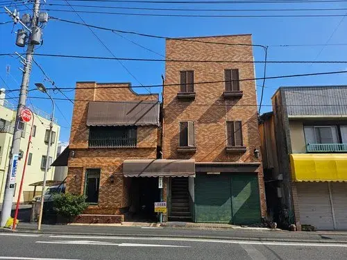 Akiya in Itō