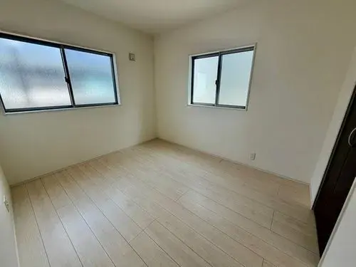 LDK15+ 2-Story Property Hekinan City Aichi Prefecture (3)