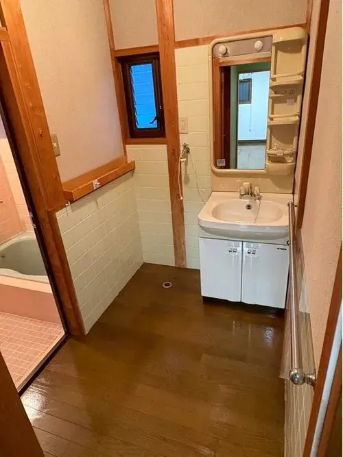 Kyoto Prefecture Nantan City 2-Bedroom Property (3)