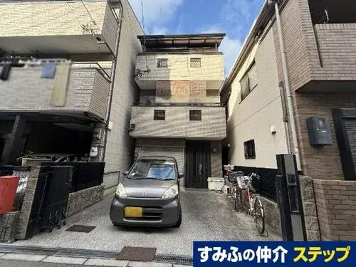 Akiya in Osaka