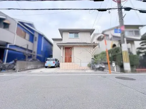 Akiya in Hirakata