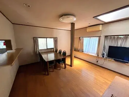 Slide 4