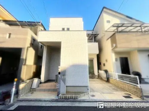 Akiya in Sakai