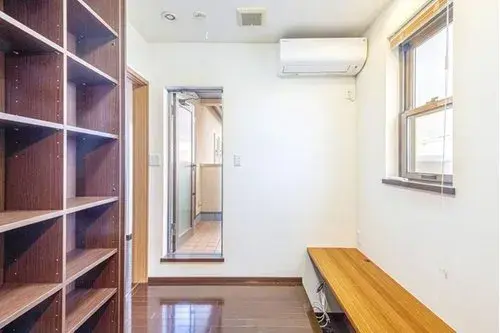 Two-Family 2-Story House Toyonaka City Osaka (3)