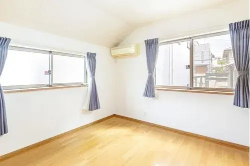Two-Family 2-Story House Toyonaka City Osaka (5)