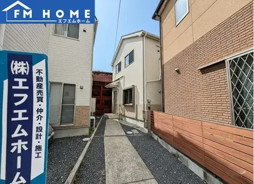 Slide 4