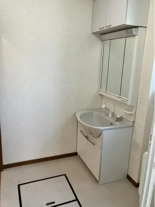 3LDK+S Property Neyagawa City Osaka Prefecture (16)