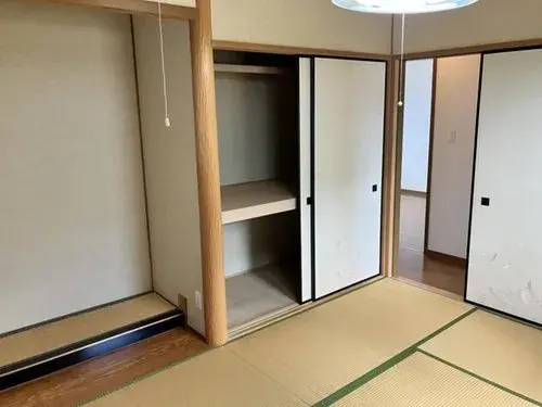 3LDK+S Property Neyagawa City Osaka Prefecture (8)