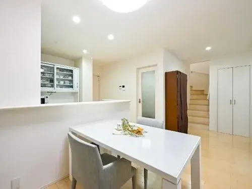 4LDK Property Neyagawa City, Osaka Prefecture (5)