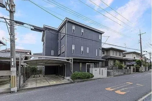 Akiya in Hirakata