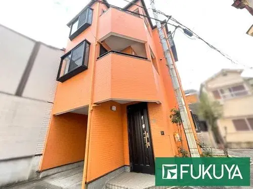 Akiya in Osaka