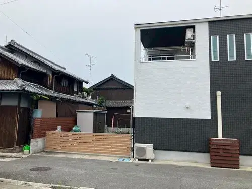 Akiya in Yao