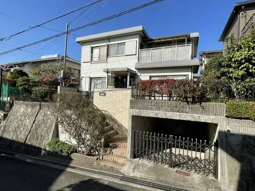Akiya in Ikeda