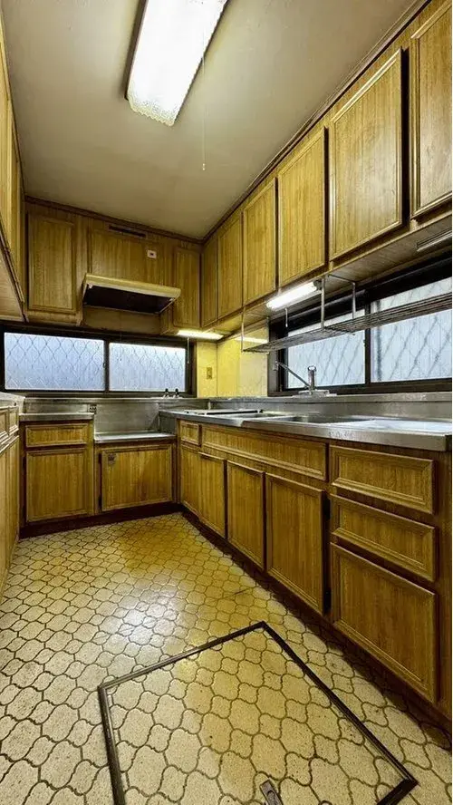 5-bedroom property Ikeda City, Osaka Prefecture (13)