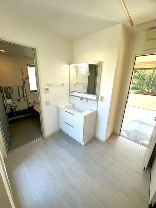 3 Bedroom Property Kobe City Hyogo Prefecture (18)