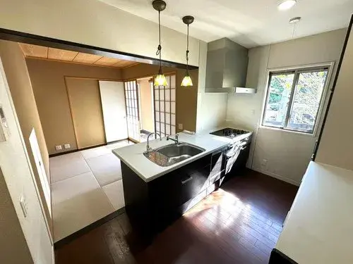 3 Bedroom Property Kobe City Hyogo Prefecture (4)