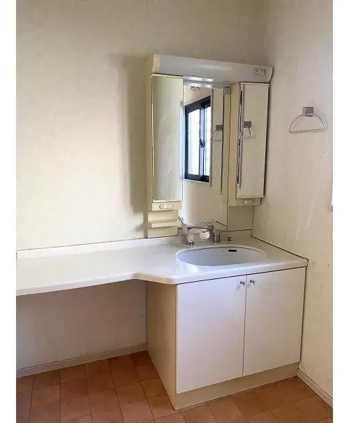 Wakayama Prefecture Wakayama City 2-Bedroom Property (3)