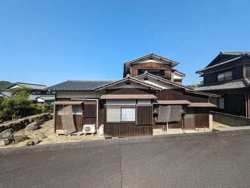 Akiya in Tamano