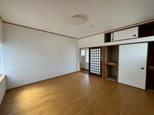 2-Story Building Akitakata Hiroshima Prefecture (2)