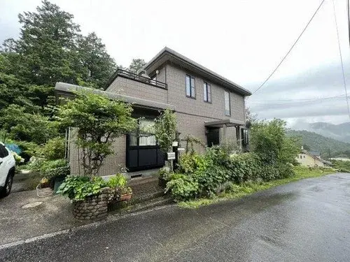 Akiya in Otake
