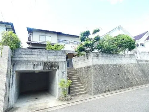 Akiya in Hatsukaichi