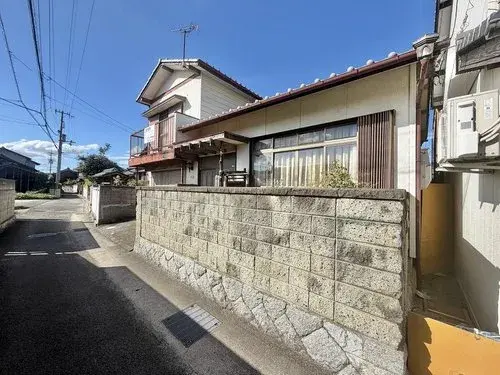 Slide 4