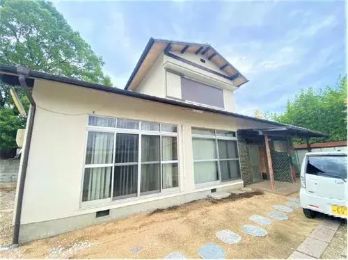 Akiya in Pueblo de Miki