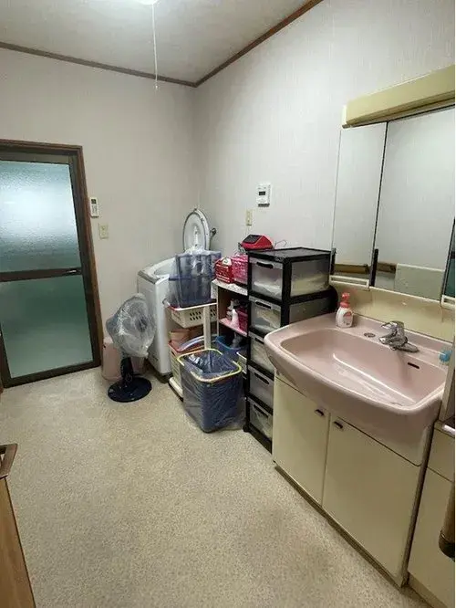 8DK Niihama City Ehime Prefecture Property (13)
