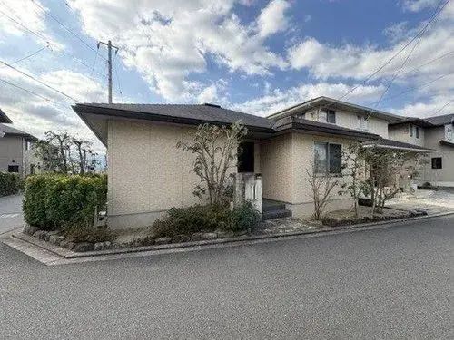愛媛県松山市2LDK物件 (2)